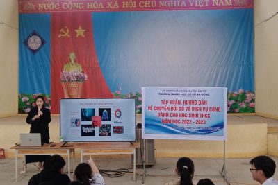 TẬP HUẤN CHUYỂN ĐỔI SỐ VÀ DỊCH VỤ CÔNG CHO HS TRƯỜNG THCS BA ĐỘNG